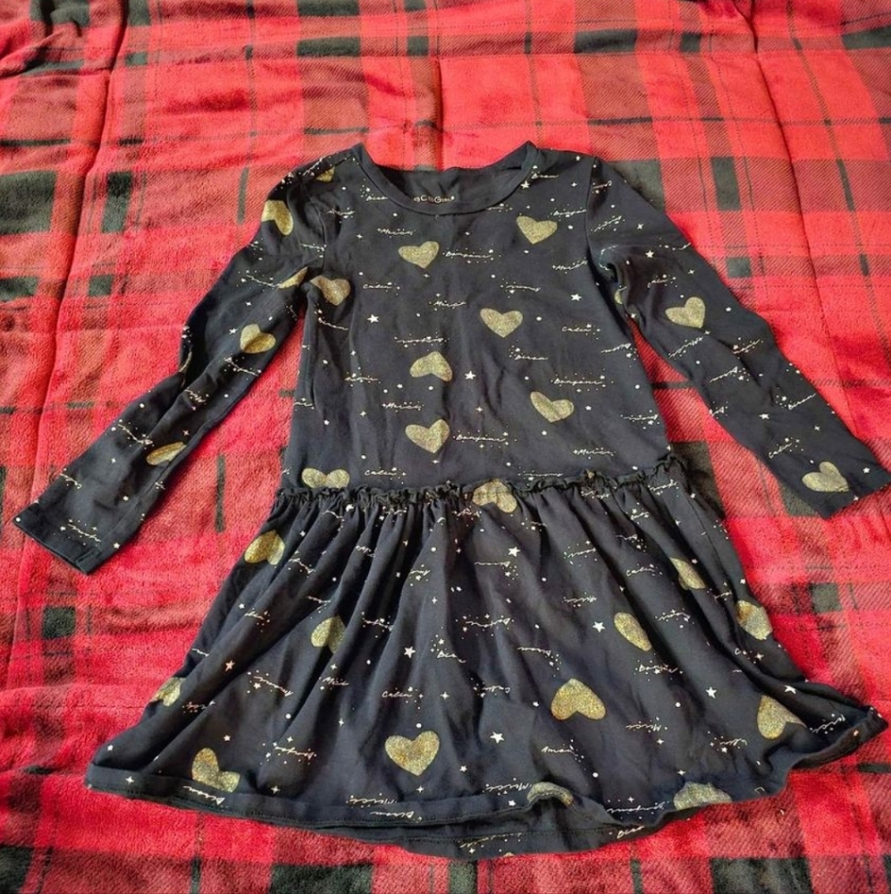 #811- girls dress medium 6/7